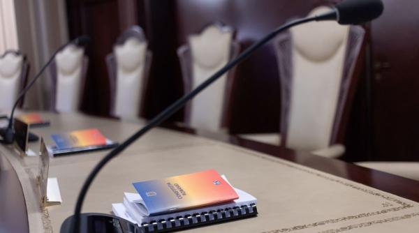 sedinta ccr pentru pensiile magistratilor s a incheiat din nou cu o amanare