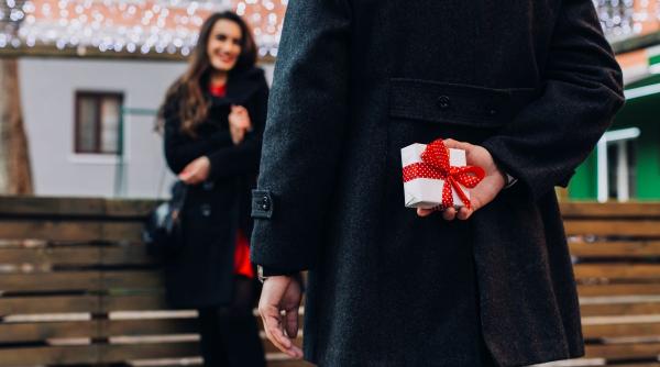 Gata cu stresul de sărbători: ghidul pentru cadouri care spun o poveste