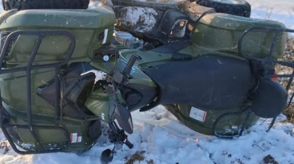 Tânăr de 28 de ani, găsit mort sub un ATV pe un drum agricol din Giurgiu