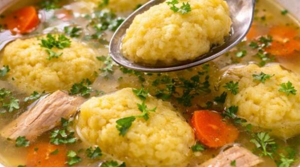 Cum să faci găluști pufoase ca la bunica: rețeta care nu dă greș