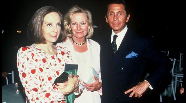 Legendarul Valentino a murit la 93 de ani. Dispare ultimul mare geniu al haute couture-ului italian