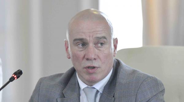 proteste sindicalisti ministrul culturii acuzatii lege dialog social