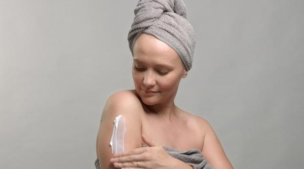 lapte de corp sau ulei ce functioneaza mai bine pe pielea deshidratata