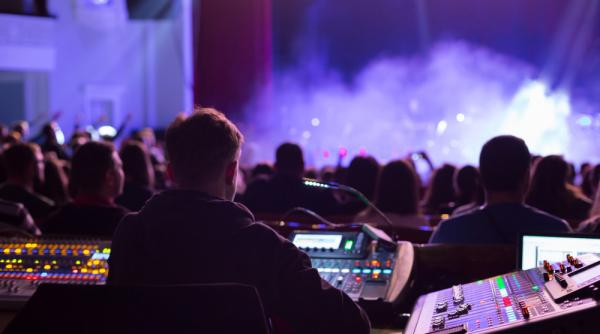 Stop manelelor! Locul unde nu vor mai avea loc astfel de concerte