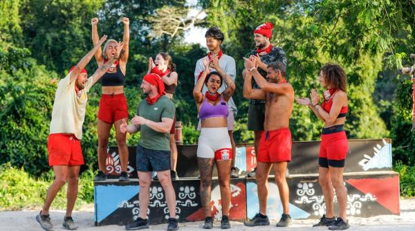 După o nouă victorie în jocul pentru recompensă, Faimoșii luptă diseară cu Războinicii pentru imunitatea săptămânii, la Survivor!