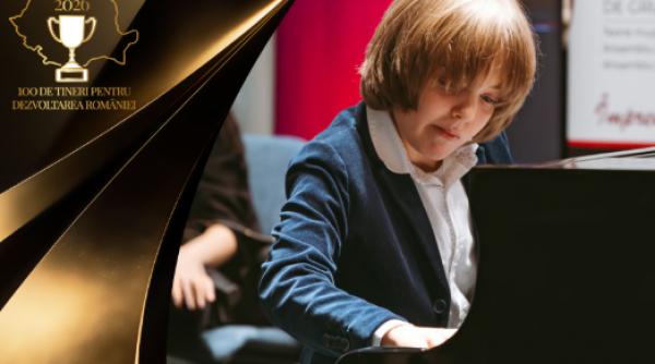 Tânărul pianist care l-a făcut pe Florin Piersic să asculte în tăcere: David Dumitrescu, la 12 ani, în campania „100 de tineri pentru dezvoltarea României”