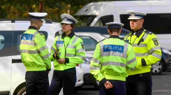 Polițiștii încearcă să fugă de la casa de pensii a MAI, dar nu-i lasă legea