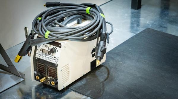 10 specificatii de verificat inainte de a cumpara un aparat de sudura