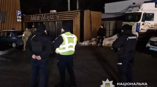 Violențe la Cernăuți: Localnicii nu vor să plece la război