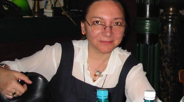 A murit Roxana Dascălu, fost jurnalist Reuters și fondatoare Inițiativa România