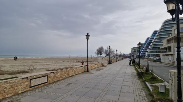 Poza pentru articolul Hotelierii acuză autoritățile că susțin sistemul de șpăgi, la deschiderea litoralului