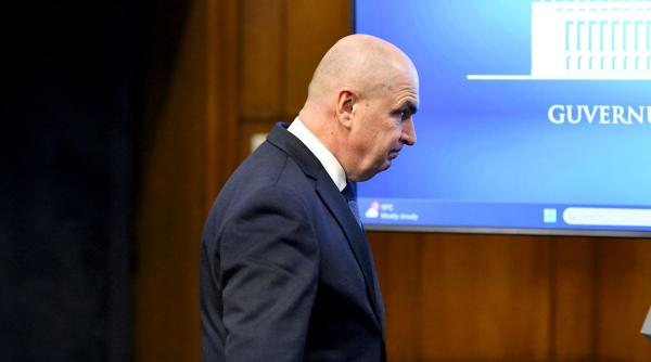 Mama lui Ilie Bolojan, mărturii emoționante din satul natal: „Merea la vaci cu cartea-n brâncă”