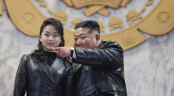 Kim Jong Un o inițiază pe fiica sa în testarea rachetelor balistice