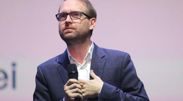 Fritz spulberă entuziasmul Coaliției: „Pachetul social, o bombă cu ceas pentru bugetul țării”