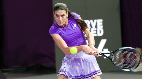 Victorie uriașă pentru Sorana Cîrstea: 6-4 în decisiv vs. top 14 WTA