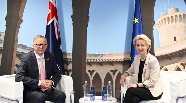 Uniunea Europeană și Australia au încheiat un amplu acord de liber schimb și un Parteneriat de Securitate