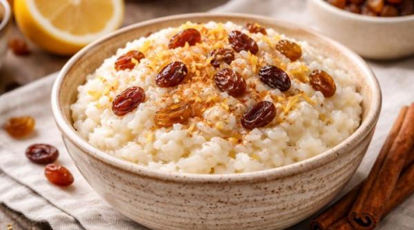 Desertul de post pe care îl făceau bunicile: orez dulce cu stafide