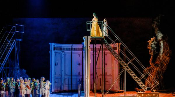 Titluri de succes deschid luna aprilie pe scena ONB: „Bărbierul din Sevilla”, „Callas-Oana Pellea”, „Lacul lebedelor”, „Lohengrin” și „Nunta lui Figaro”