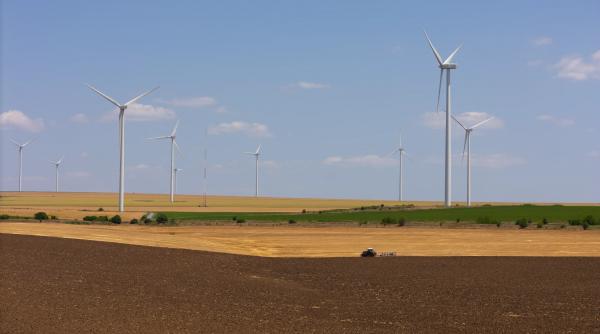 romania mizeaza vant soare noi proiecte energetice aprobate anre