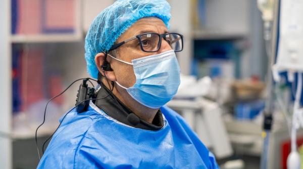 Cardiologul român Marius Andronache, adus din Franța de urgență pentru Mircea Lucescu