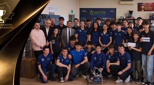 De la un laborator de liceu la Campionatul Mondial de Robotică: povestea echipei Quantum Robotics, înscrisă în campania „100 de tineri pentru dezvoltarea României”