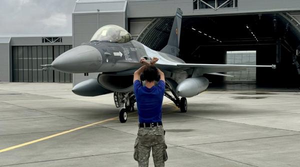 Alertă aeriană la Tulcea. Două aeronave F-16 s-au ridicat de la Baza 86 Aeriană Borcea