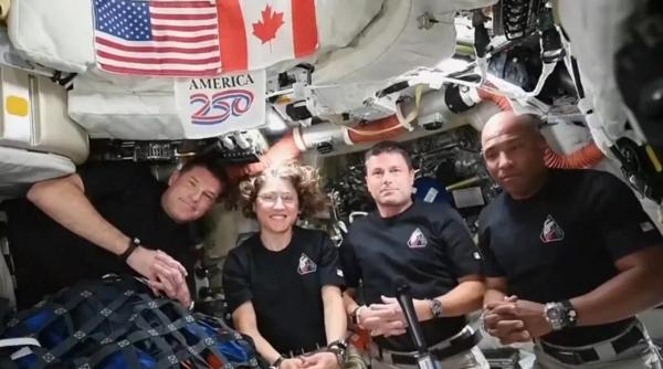 Momentul viral al zilei: Trump vorbește, astronauții tac. Ce s-a întâmplat la Casa Albă?