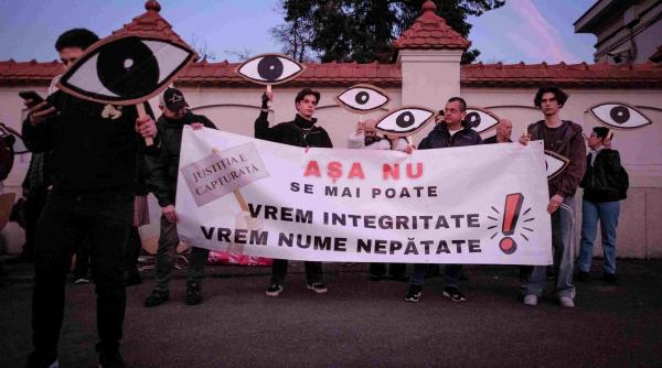 Ordinul de zi pe toate unitățile #rezist: Bombardați-l pe Nicușor Dan cu mesaje să nu semneze numirile la marile parchete