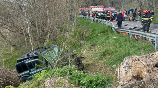 Accident CUMPLIT în Vinerea Mare! Șapte persoane rănite grav și Plan Roșu activat în județul Sibiu