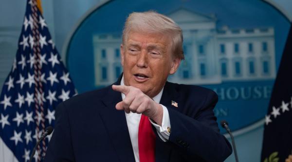 Trump: Iranul vrea „cu orice preţ” să încheie un acord cu SUA