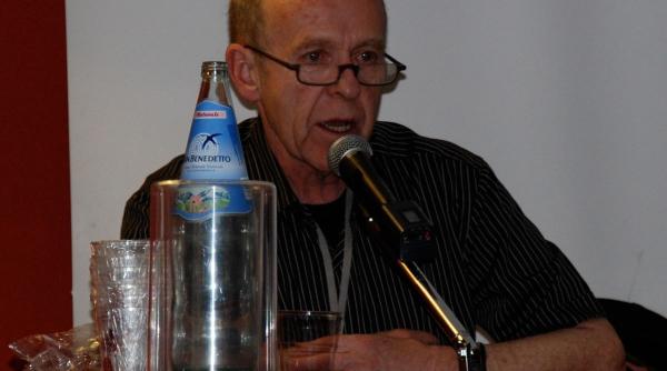 A murit Ian Watson, maestrul britanic al science-fiction-ului: Ultima dorință a scriitorului legendar