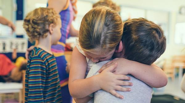 acuzatii grave gradinita craiova copii umiliti amenintati educatoare