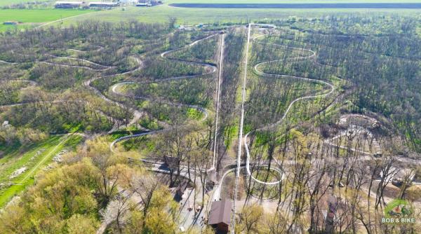 Adrenalină la Galați: S-a deschis singura zonă din țară cu bob suspendat și turn de escaladă