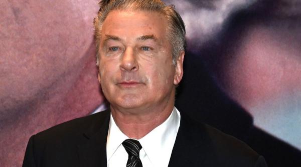Cazul care a șocat Hollywoodul: Instanța din Los Angeles dă undă verde procesului împotriva lui Alec Baldwin