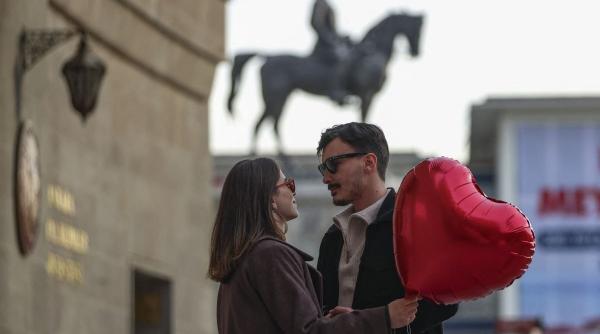 Luna nașterii și relațiile de durată: cine investește cel mai mult în iubire