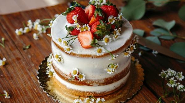 Scandalul „cofetăriilor fantomă”. Cum a dezvăluit un tort aniversar o fraudă de milioane: rețea uriașă de livrări ilegale în China