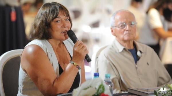 Maria Ploae primește premiul pentru întreaga activitate la Gala Premiilor Radio România Cultural: „Familia mi-a dat energia de care aveam nevoie când eu dădeam totul personajelor.”