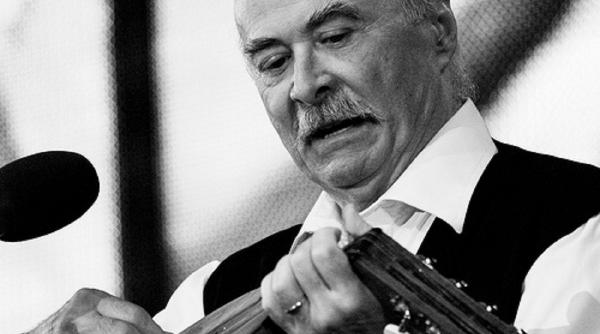 Tudor Gheorghe, dus de urgență la spital. Marele artist a căzut în baia unui hotel