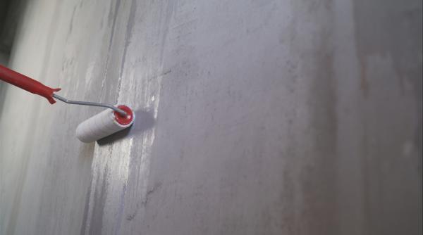 De ce aplicarea amorsei face diferența pentru durabilitatea finisajelor