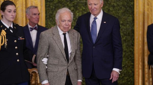 Povestea emoționantă a celui mai darnic miliardar din lume: Succes, boală și lupta contra cancerului