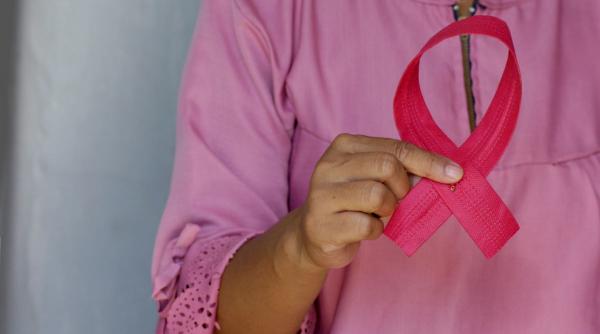 cancer col uterin romania vaccinare screening solutii