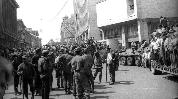 30 de ani de secrete, scoase la lumină: MAE declasifică dosarele alegerilor din 1990, mineriadele și corespondența cu URSS