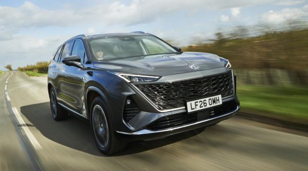 suv mg piata locala competitiv