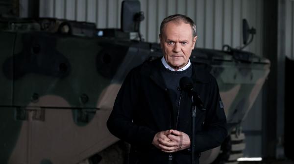 tusk avertisment nato retragere trupe sua germania