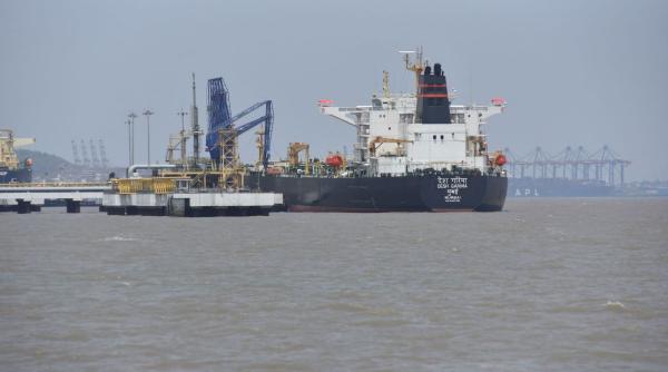 companii profituri razboi iran energie banci aparare