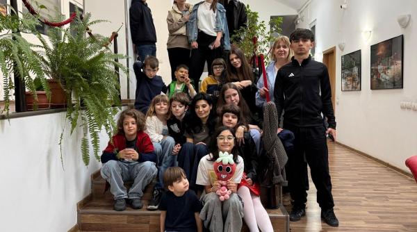 elevi academia da vinci descoperit teatrul metropolis ziua 9 mai