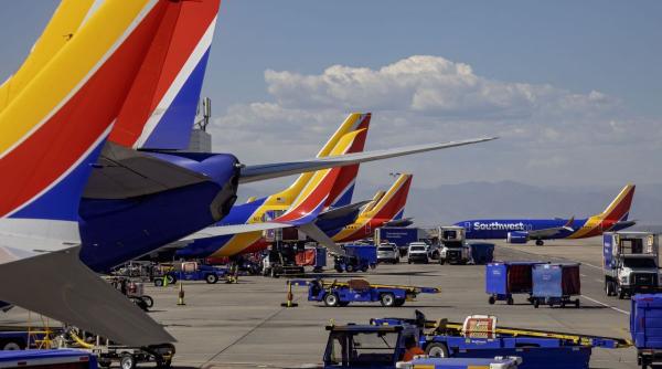 tragedia aeroport denver barbatul lovit avion vrut sinucida