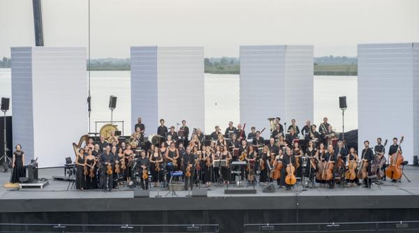 seri opera balet teatru muzical