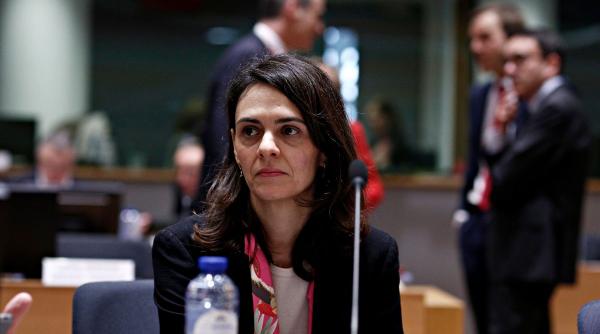 consultari fara rezultat cotroceni delia velculescu in carti palatul victoria