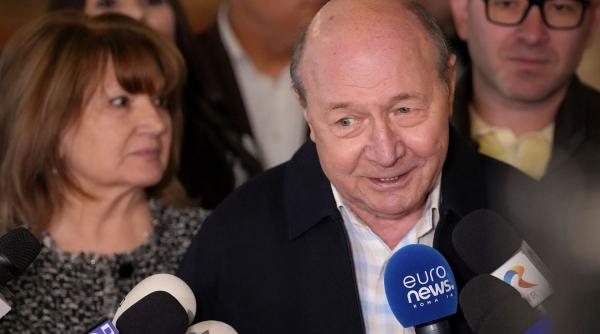 traian basescu guvern partide palatul victoria